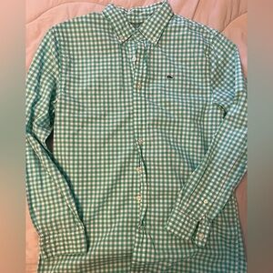 Vineyard Vines boys large shirt